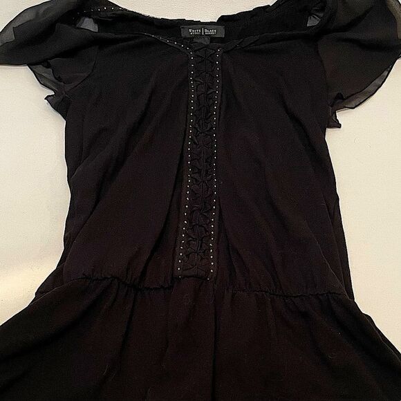 White House Black Market sleeveless blouse with gorgeous details size Small - Picture 1 of 10